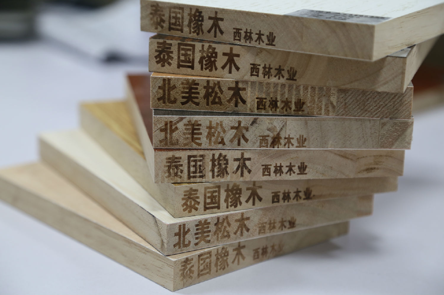 全屋定制家具,你选择的是哪种环保板材呢